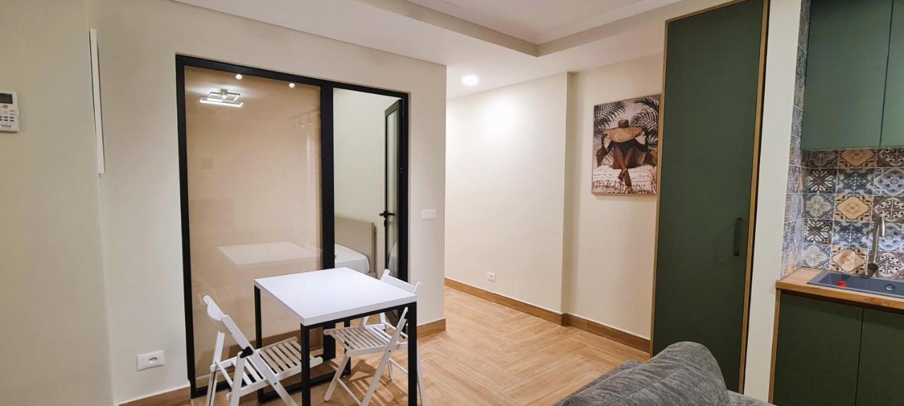 2V1 - Center Apartment 4 Tirana Exteriör bild
